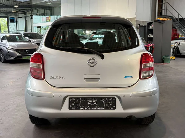 Nissan Micra (2013) — foto 4 van 10