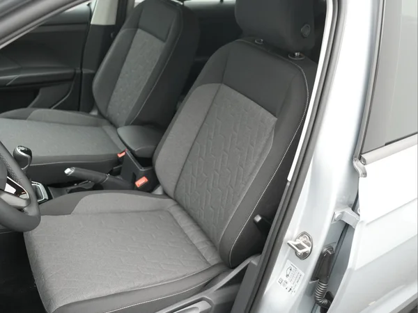 VOLKSWAGEN T-Cross (2026) — foto 3 van 24