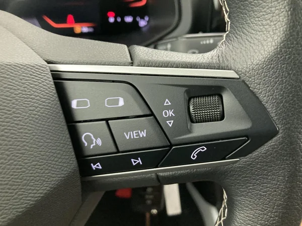 SEAT Arona (2024) — foto 4 van 35
