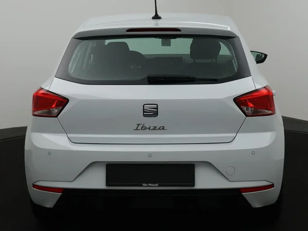 SEAT Ibiza 5P/D (2022) — foto 18 van 23