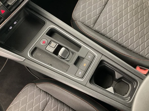 SEAT Leon ST (2024) — foto 18 van 36