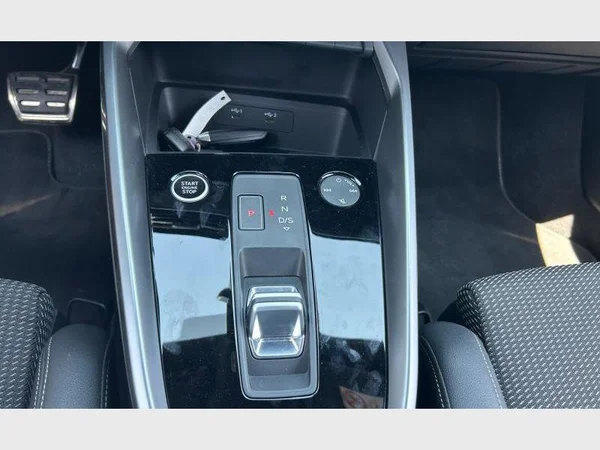 Audi A3 Sportback (2023) — foto 13 van 29