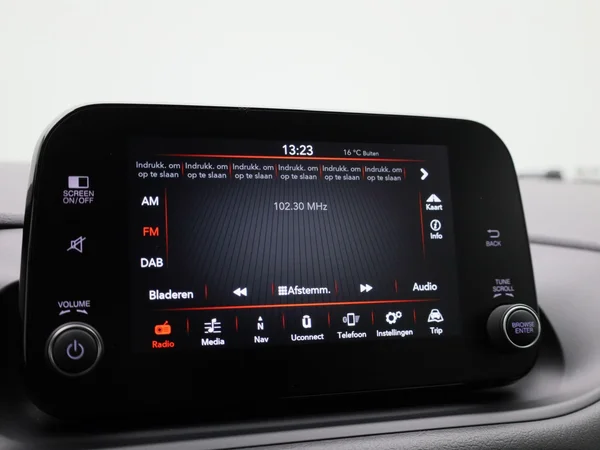 Fiat Tipo (2022) — foto 7 van 40