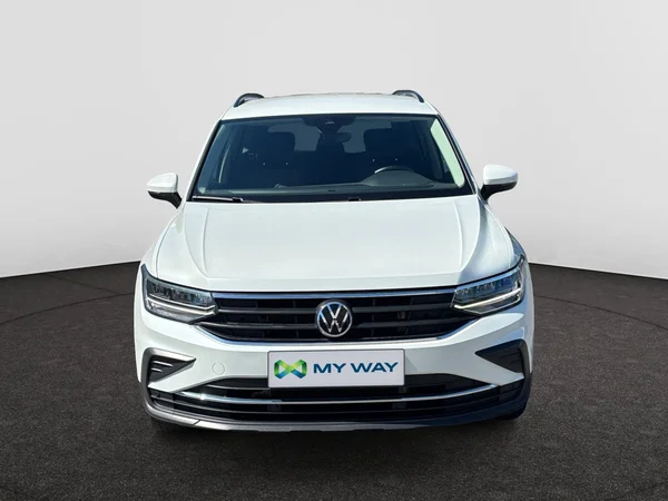 VOLKSWAGEN Tiguan eHybrid (PHEV) (2021) — foto 14 van 20