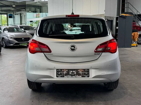 Opel Corsa (2018) — foto 8 van 14
