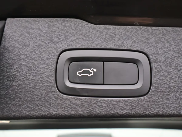VOLVO V60 (2019) — foto 9 van 27