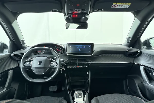 Peugeot 2008 (2025) — foto 16 van 16