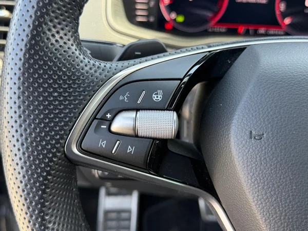 SKODA Karoq (2025) — foto 22 van 23