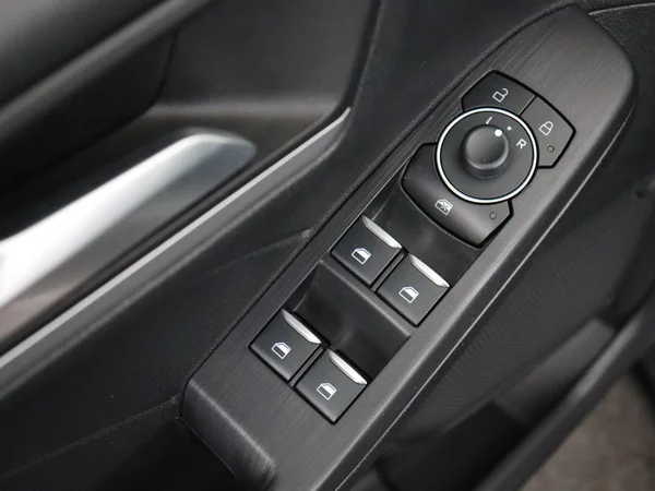 FORD Kuga (2024) — foto 19 van 28