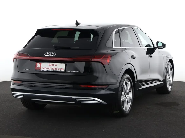 AUDI e-tron (2022) — foto 23 van 30