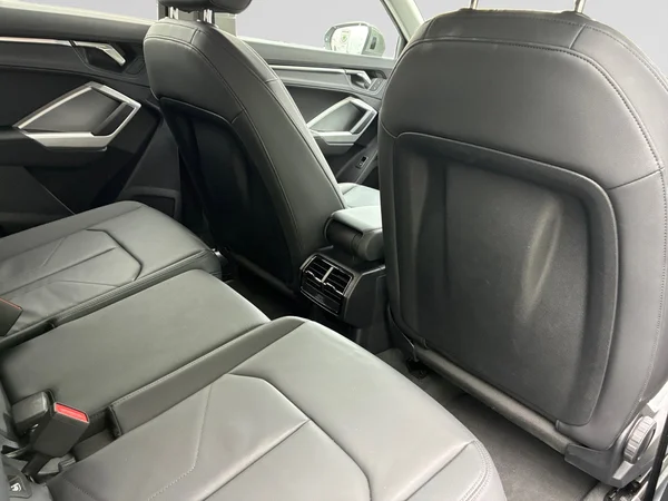 AUDI Q3 Sportback (2025) — foto 10 van 24