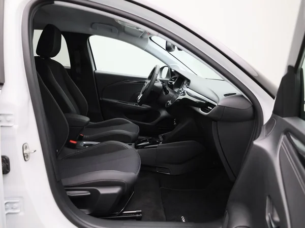Opel Corsa-e (2023) — foto 28 van 40