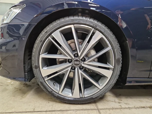 AUDI A6 Avant (2025) — foto 11 van 21