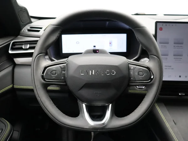 Lynk & Co 01 (2025) — foto 5 van 28