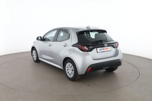 Toyota Yaris (2022) — foto 10 van 16