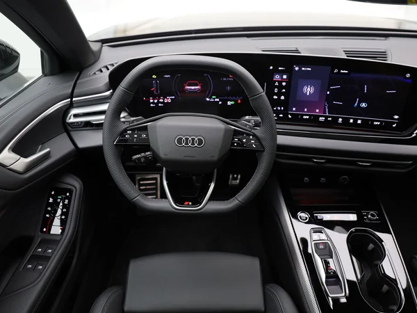 AUDI A5 Avant e-hybrid (PHEV) (2025) — foto 8 van 21