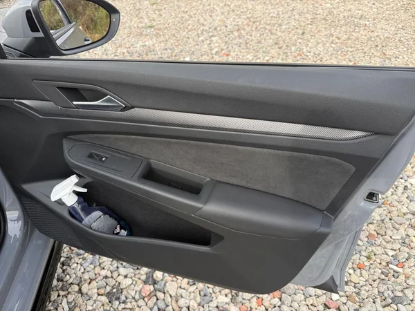 VOLKSWAGEN Golf VIII (2026) — foto 9 van 24