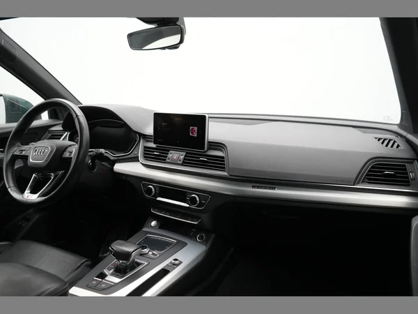 AUDI Q5 PHEV (2020) — foto 31 van 35