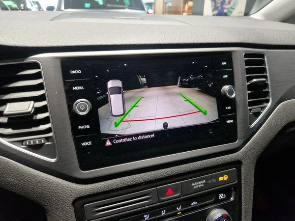 VOLKSWAGEN Golf Sportsvan (2020) — foto 8 van 26