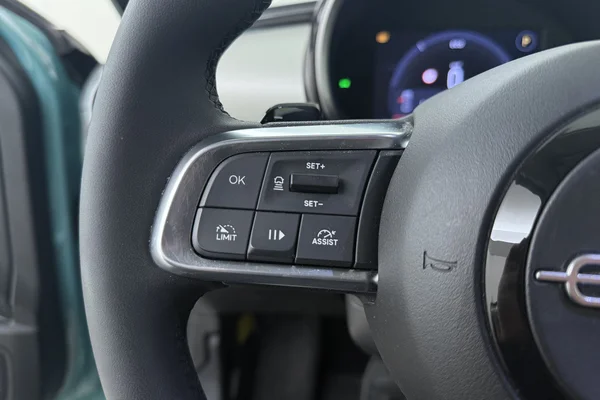 Fiat 600 (2025) — foto 6 van 19