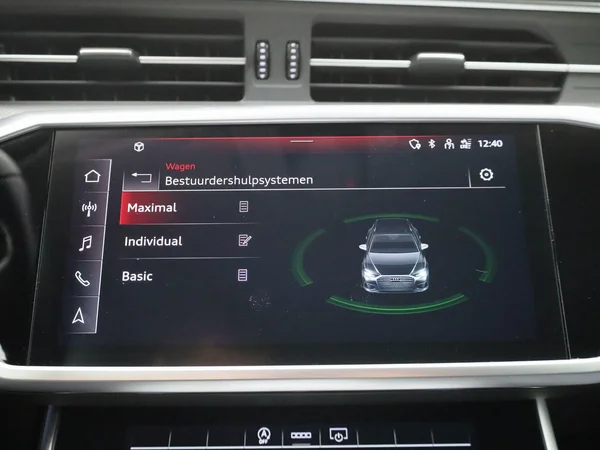 Audi A6 (2022) — foto 25 van 45