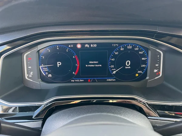 VOLKSWAGEN Polo (2022) — foto 17 van 18