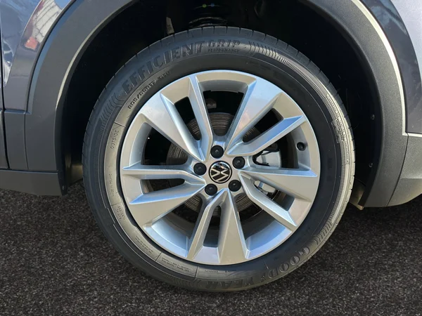 VOLKSWAGEN T-Cross (2025) — foto 3 van 18