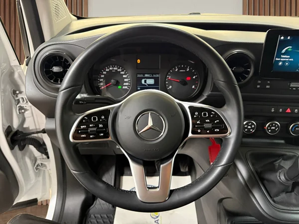 Mercedes-Benz Citan (2024) — foto 5 van 28