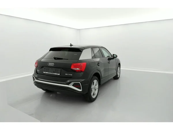 AUDI Q2 (2022) — foto 35 van 36