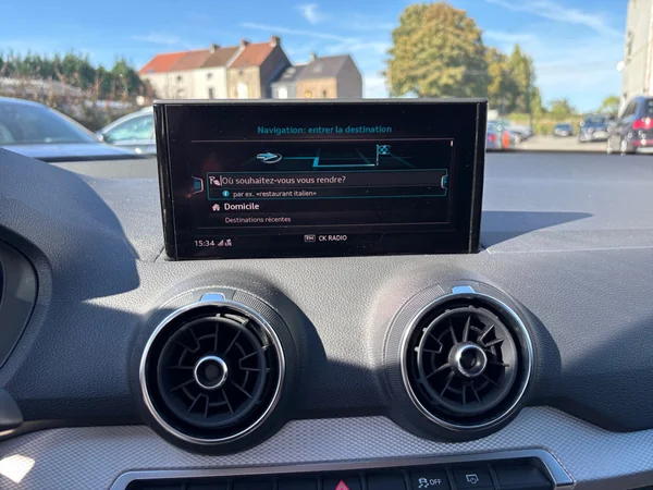 AUDI Q2 (2021) — foto 7 van 21
