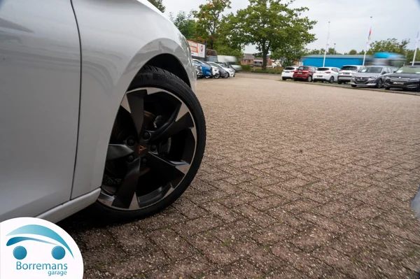 Cupra Leon (2023) — foto 29 van 47