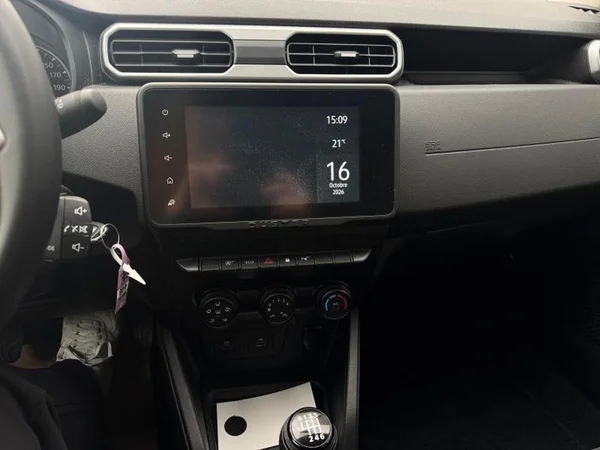 DACIA Duster Dsl (2023) — foto 11 van 21