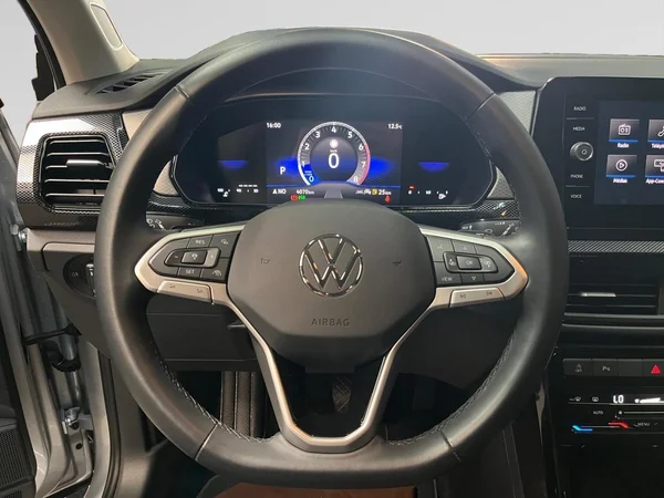 VOLKSWAGEN T-Cross (2025) — foto 2 van 17