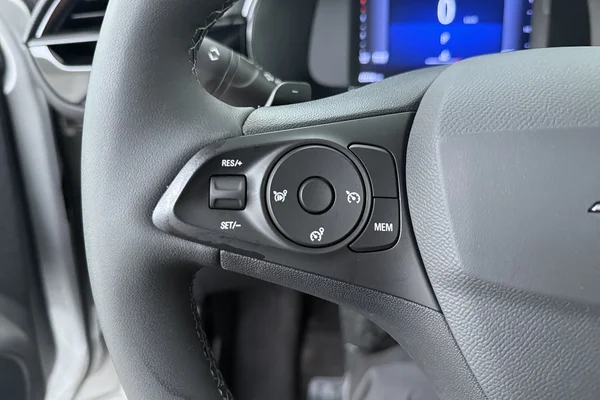 Opel Corsa (2025) — foto 6 van 22