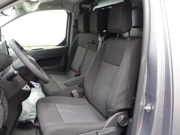 Opel Vivaro (2025) — foto 25 van 25