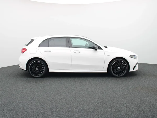 Mercedes-Benz A-Klasse (2025) — foto 35 van 38