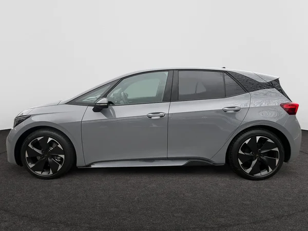CUPRA Born (2025) — foto 12 van 24