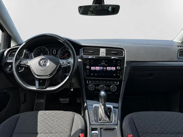 VOLKSWAGEN Golf VII (2019) — foto 10 van 13