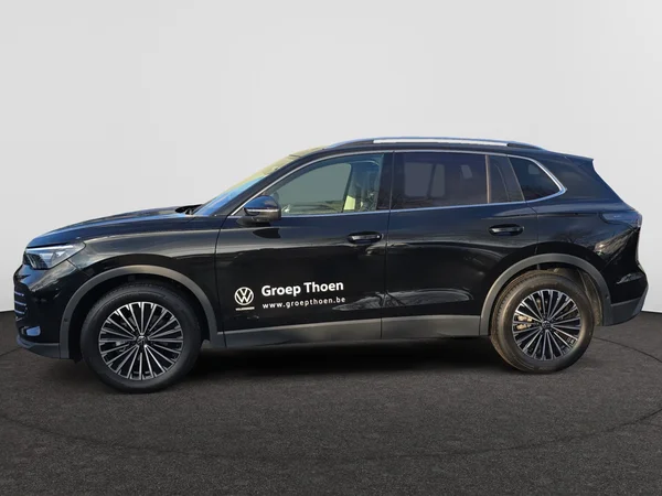 VOLKSWAGEN Tiguan (2025) — foto 12 van 19