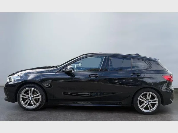 BMW 1 Hatch (2020) — foto 22 van 25