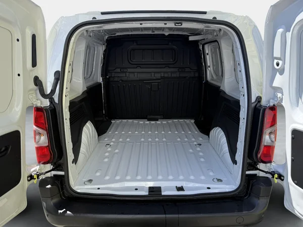 Peugeot Partner (2024) — foto 5 van 15