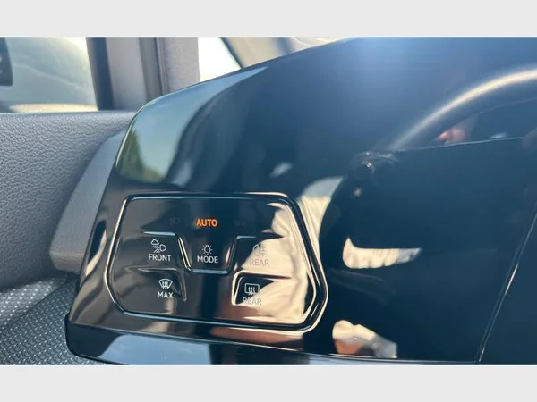 Volkswagen Golf VIII (2022) — foto 15 van 23