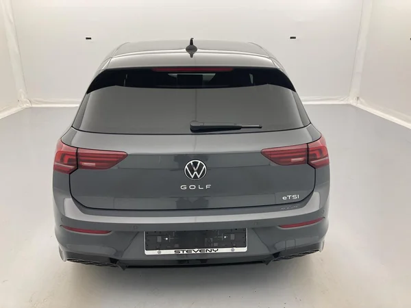 VOLKSWAGEN Golf VIII (2025) — foto 29 van 36