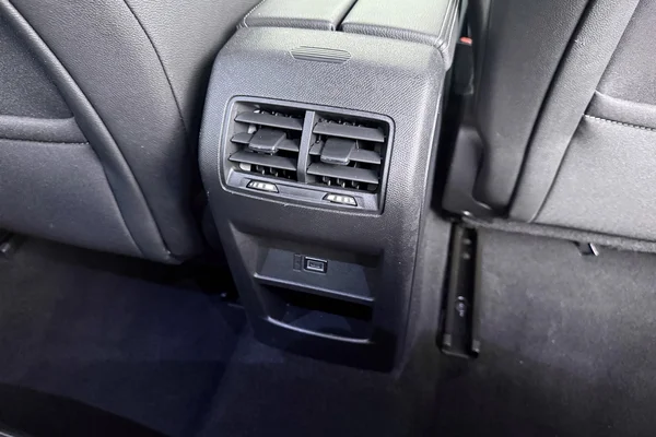 Opel Astra (2024) — foto 3 van 32