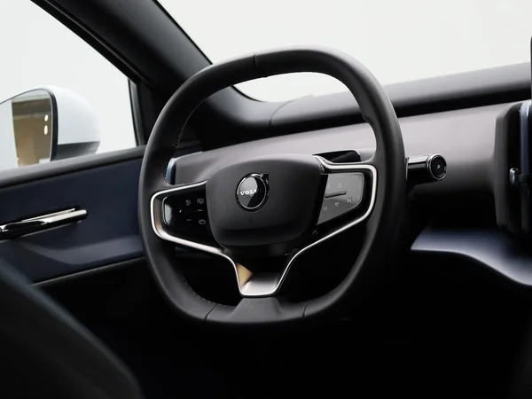 Volvo EX30 (2024) — foto 27 van 39
