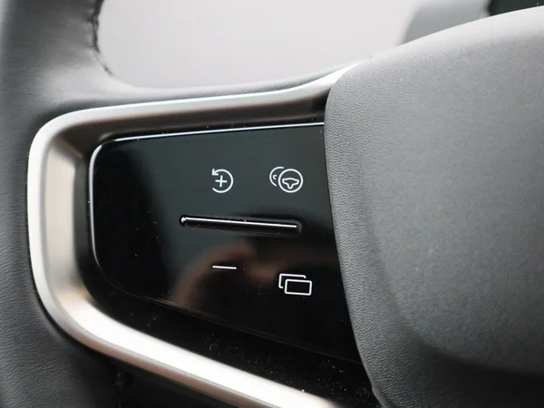Volvo EX30 (2024) — foto 13 van 43