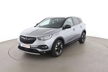 Opel Grandland fc6e04cd-35a9-408d-ac8d-c1cb342db215