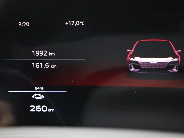 AUDI A6 Sportback e-tron (2026) — foto 15 van 23