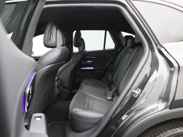 Mercedes-Benz GLC (2025) — foto 3 van 51