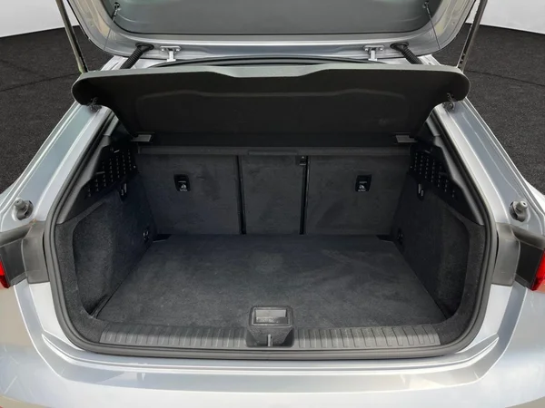 AUDI A3 Sportback (2024) — foto 19 van 21